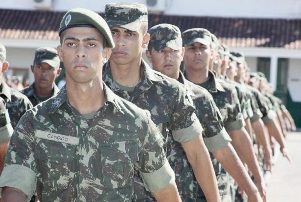 O 17º Batalhão de Fronteira celebrou o 170º aniversário incorporando 164 novos soldados